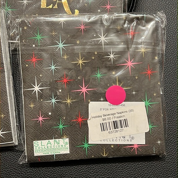 Set of 4 “Fa La Freakin La” napkins - Picture 3 of 6